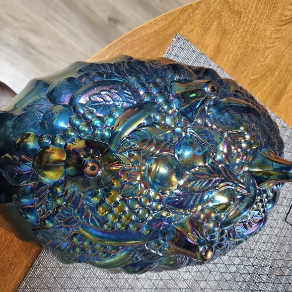 Blue vintage carnival Indiana fruit bowl